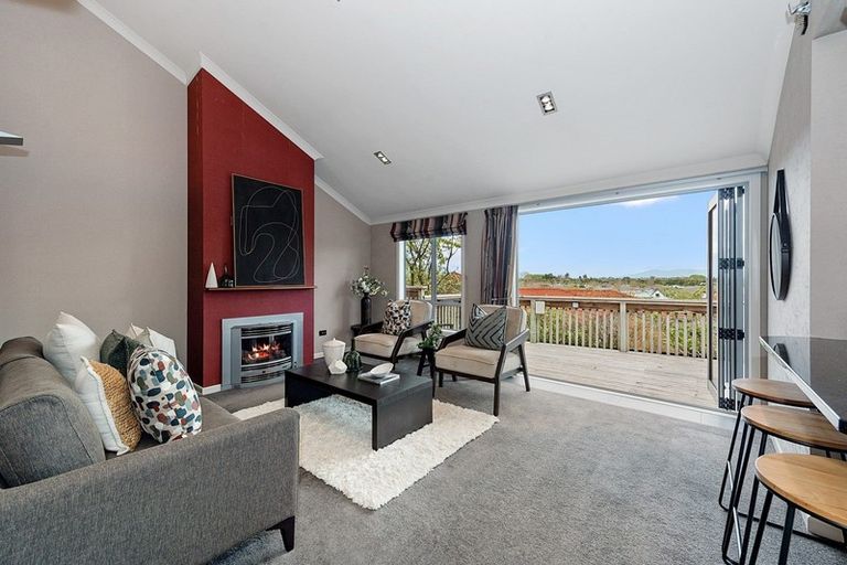 Photo of property in 62d Rototuna Road, Rototuna, Hamilton, 3210