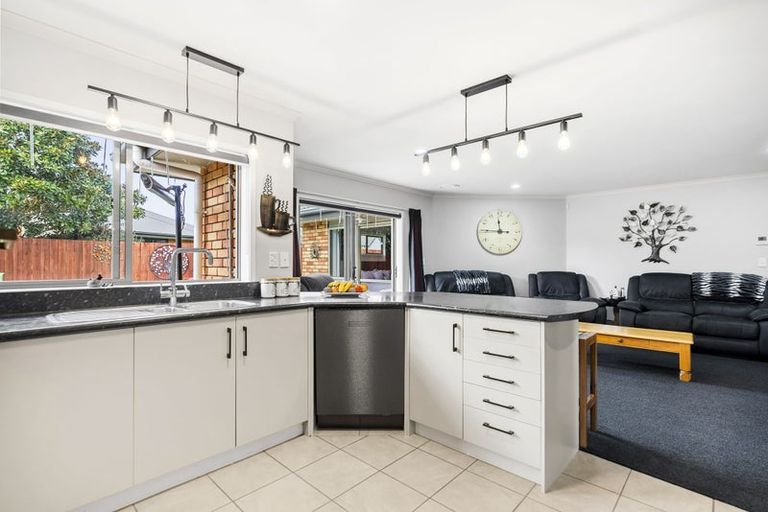 Photo of property in 88 Wentworth Drive, Rototuna North, Hamilton, 3210