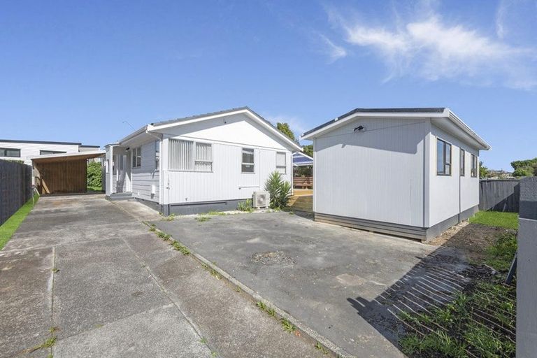 Photo of property in 118 Rowandale Avenue, Manurewa, Auckland, 2102