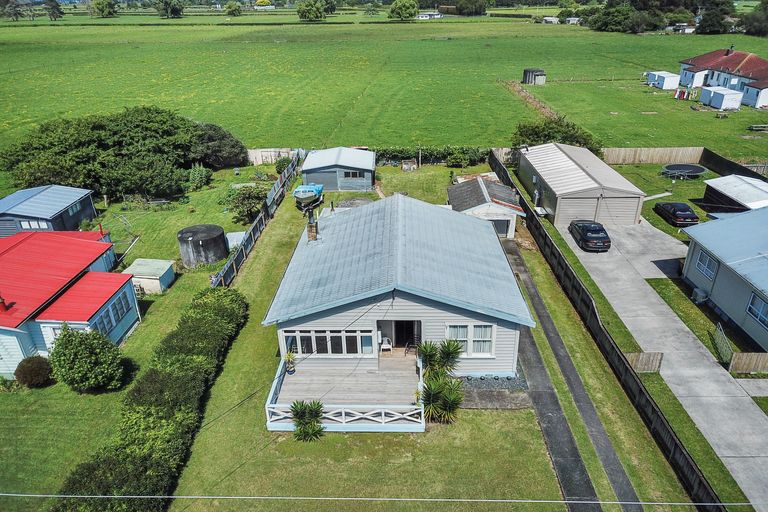 Photo of property in 18 Farmer Road, Waitoa, 3310