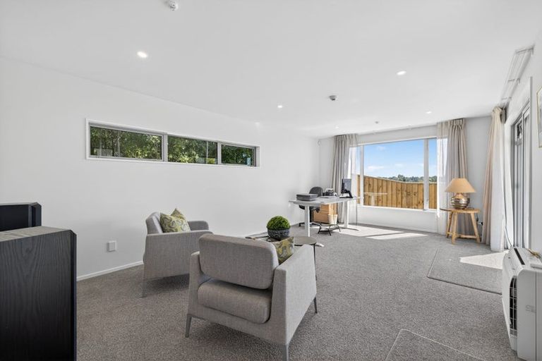 Photo of property in 124a Centaurus Road, Huntsbury, Christchurch, 8022