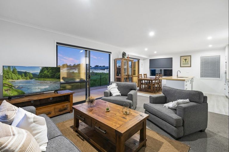 Photo of property in 5a Te Wharo Drive, Papamoa, 3118