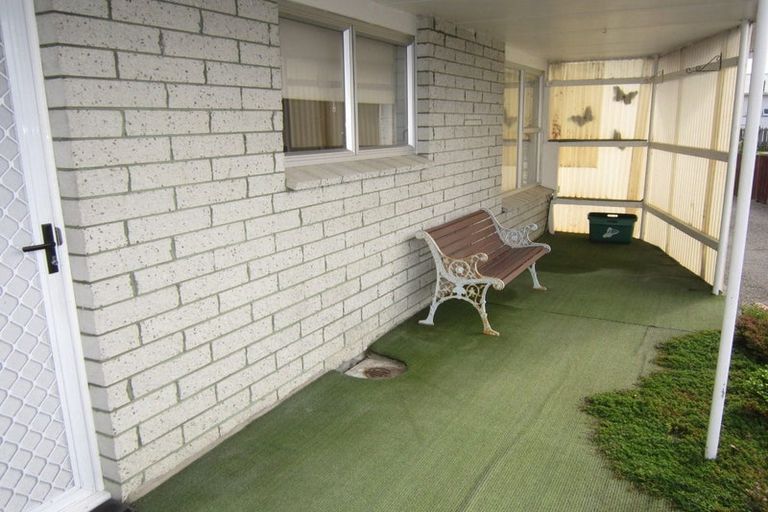 Photo of property in 38 Te Rauparaha Street, Otaki, 5512