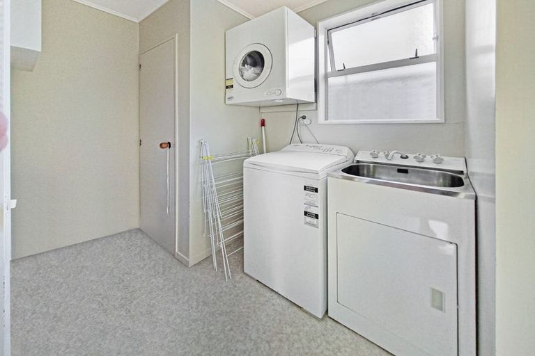 Photo of property in 16 Lawrence Street, Newtown, Wellington, 6021