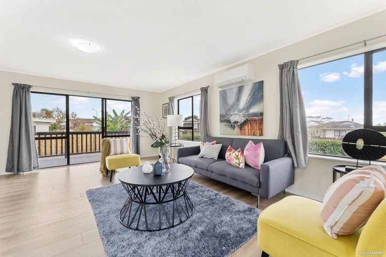 Photo of property in 61 Charntay Avenue, Clover Park, Auckland, 2019