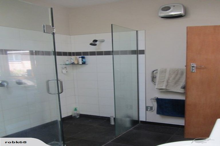 Photo of property in 15 Rochford Place, Bryndwr, Christchurch, 8052