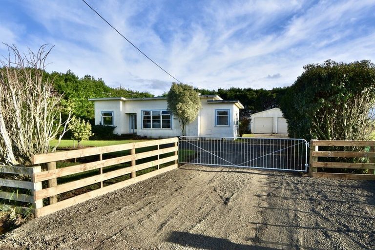 Photo of property in 56 Watersons Line, Dalefield, Carterton, 5791