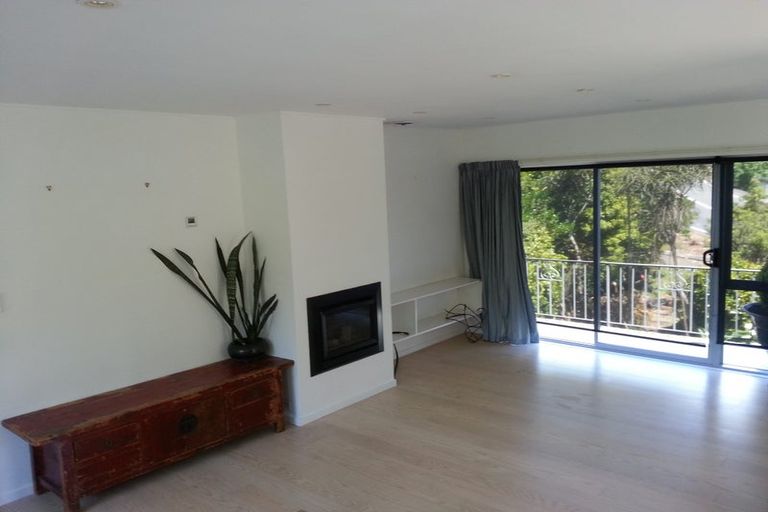 Photo of property in 1/69 Simla Crescent, Khandallah, Wellington, 6035