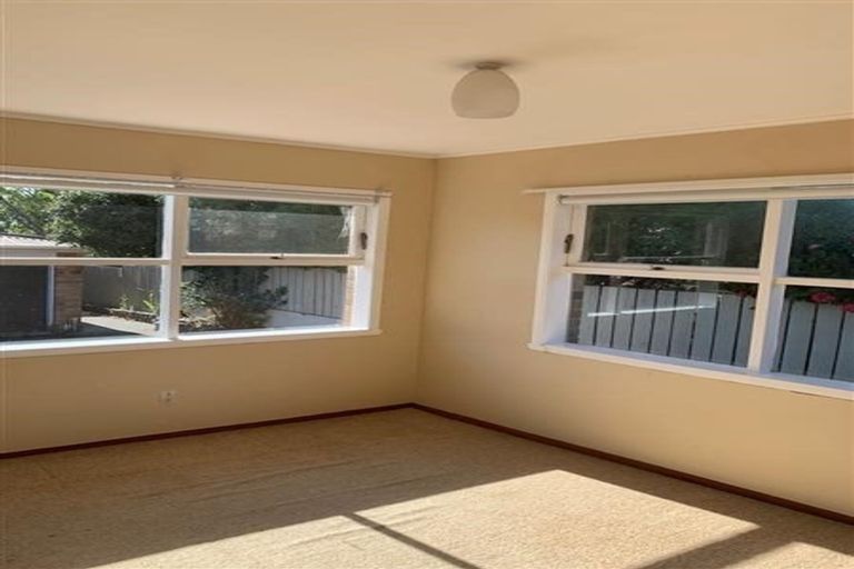 Photo of property in 22 Botany Road, Howick, Auckland, 2010