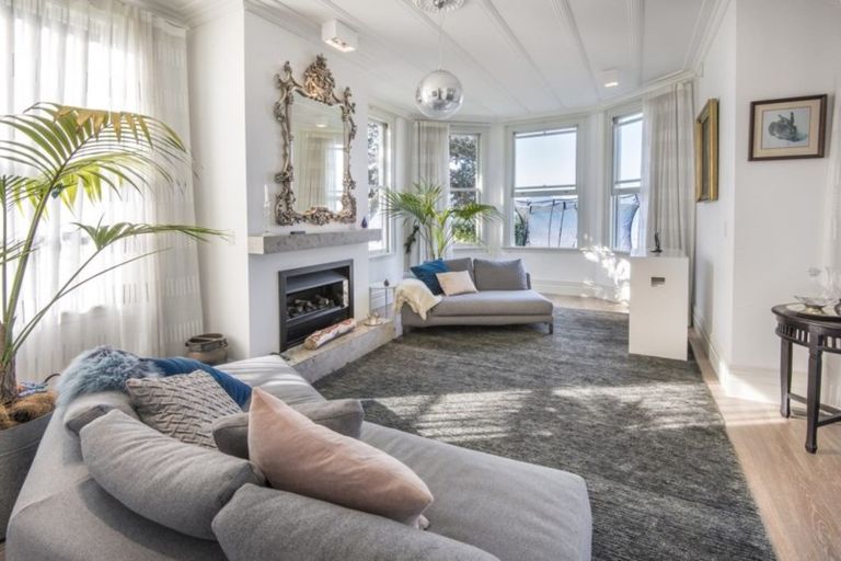 Photo of property in 4 Bath Street, Devonport, Auckland, 0624