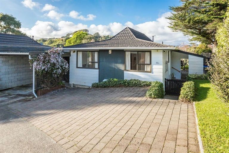 Photo of property in 32a Transom Close, Whitby, Porirua, 5024