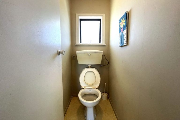 Photo of property in 13 Benygloe Place, Highland Park, Auckland, 2010