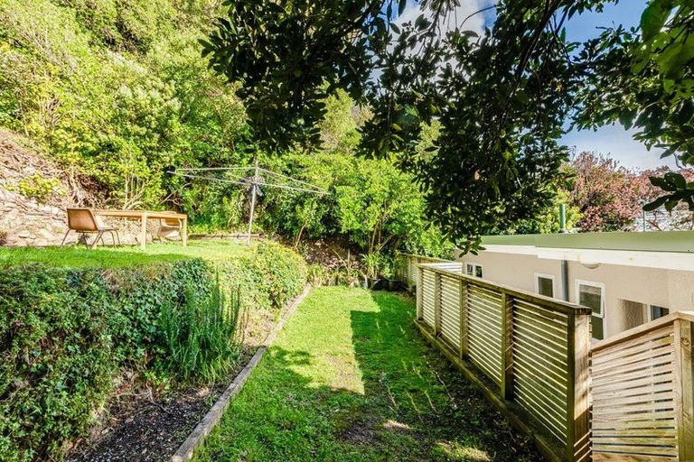 Photo of property in 139 Townsend Road, Miramar, Wellington, 6022