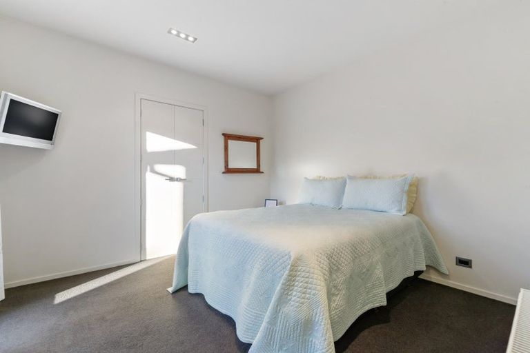 Photo of property in 1 Scott Terrace, Cromwell, 9310