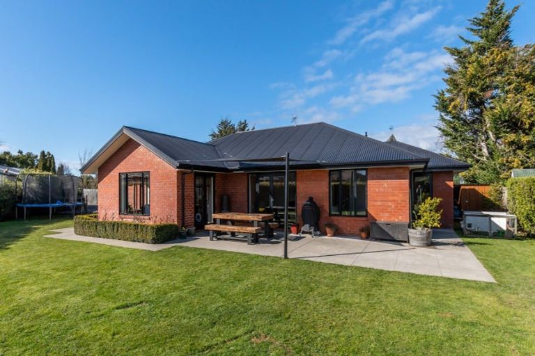 Photo of property in 1a Craigieburn Street, Darfield, 7510