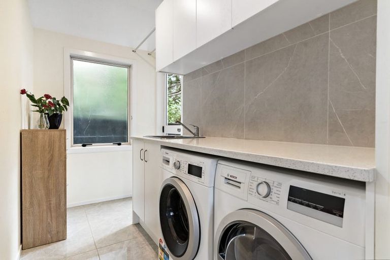 Photo of property in 3/103 Titirangi Road, New Lynn, Auckland, 0600