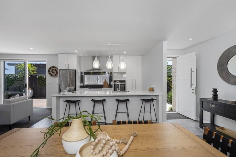 Photo of property in 10 Kanono Close, Papamoa Beach, Papamoa, 3118