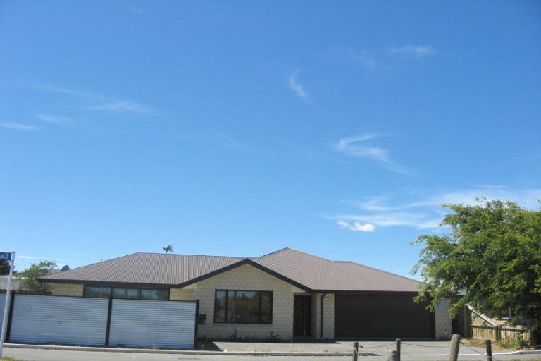 Photo of property in 6 Casa Blanca Lane, Burwood, Christchurch, 8083