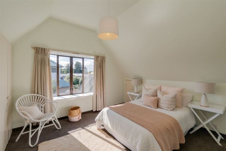 Photo of property in 2/145a Blighs Road, Strowan, Christchurch, 8052