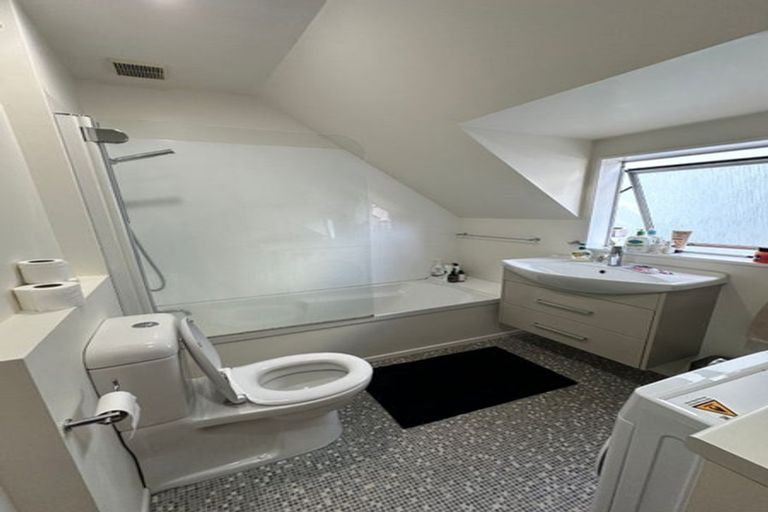 Photo of property in Parklane Mews, 326a The Terrace, Te Aro, Wellington, 6011