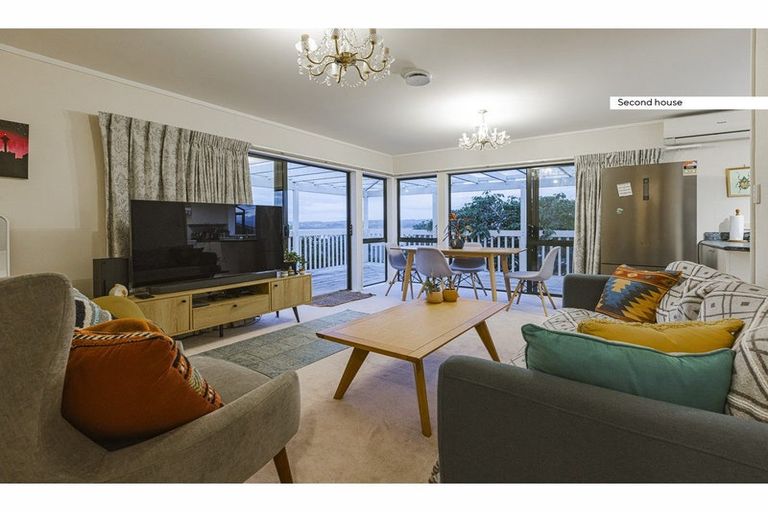 Photo of property in 107 Pah Road, Cockle Bay, Auckland, 2014