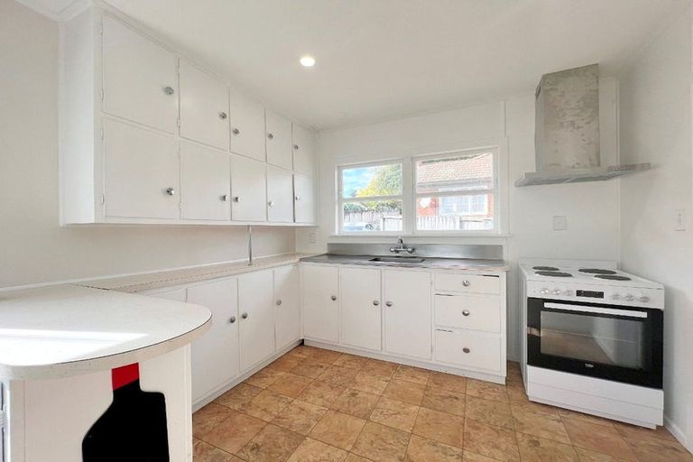 Photo of property in 96a Forest Lake Road, Forest Lake, Hamilton, 3200