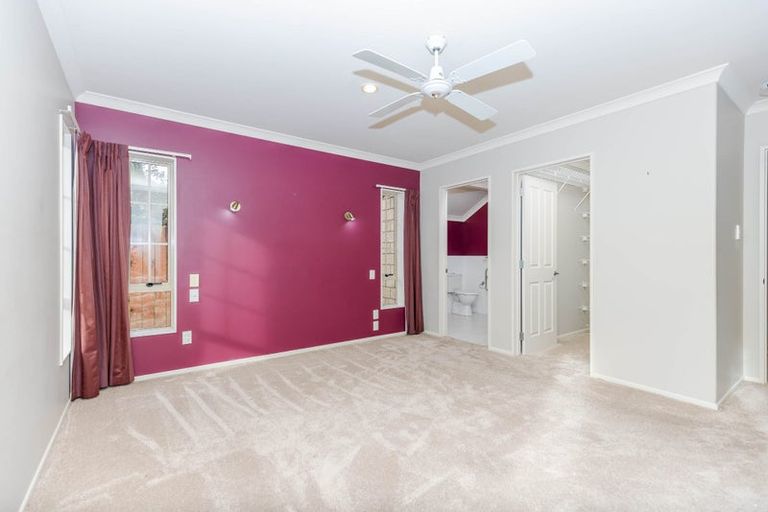 Photo of property in 32 Miers Glade, Rototuna North, Hamilton, 3210