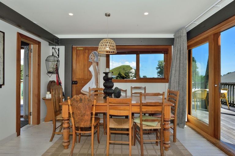 Photo of property in 18 Kahawai Street, Mahia, 4198