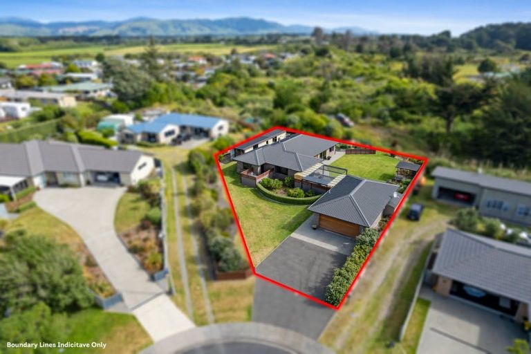 Photo of property in 7 Byron Brown Place, Otaki Beach, Otaki, 5512