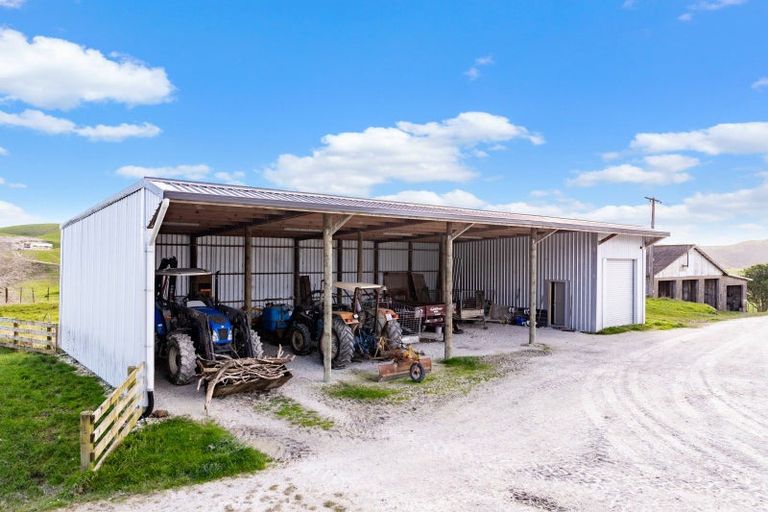 Photo of property in 100 Marohemo Road, Maungaturoto, 0583