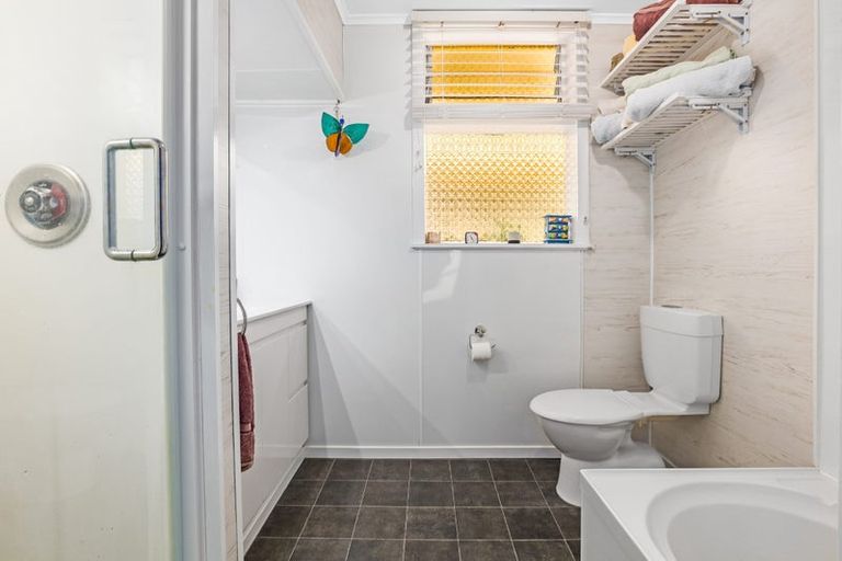 Photo of property in 9 Arawhata Street, Ranui, Porirua, 5024