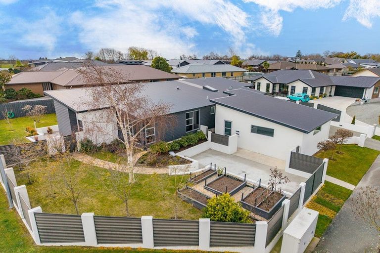Photo of property in 2 Meadowstone Street, Gleniti, Timaru, 7910