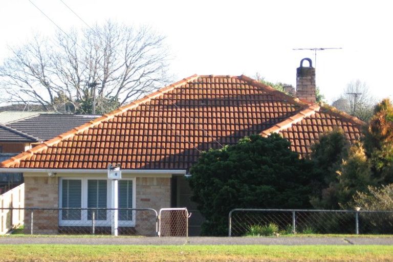 Photo of property in 1/66 Clevedon Road, Papakura, 2110