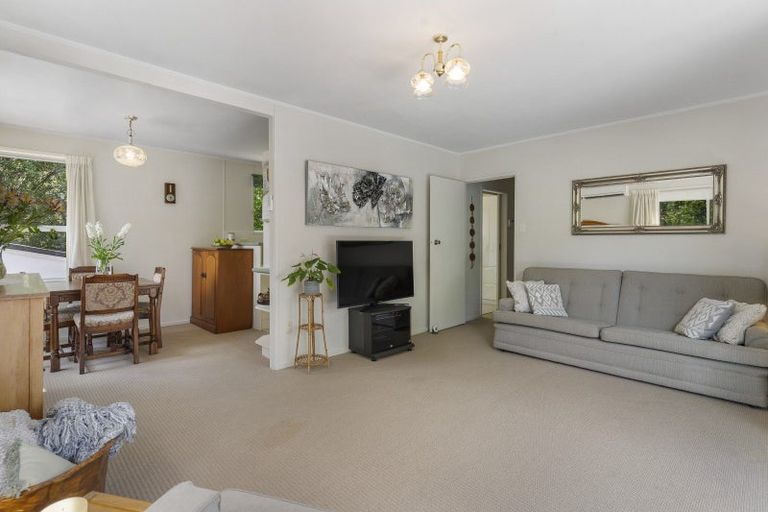 Photo of property in 71 Hartley Terrace, Massey, Auckland, 0614
