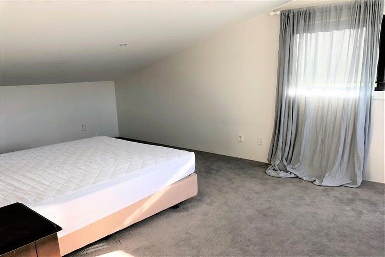 Photo of property in 66 Frye Crescent, Albert Town, Wanaka, 9305