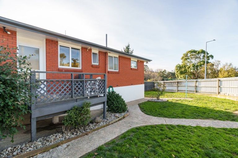 Photo of property in 1 Kinmont Crescent, Kinmont Park, Mosgiel, 9024