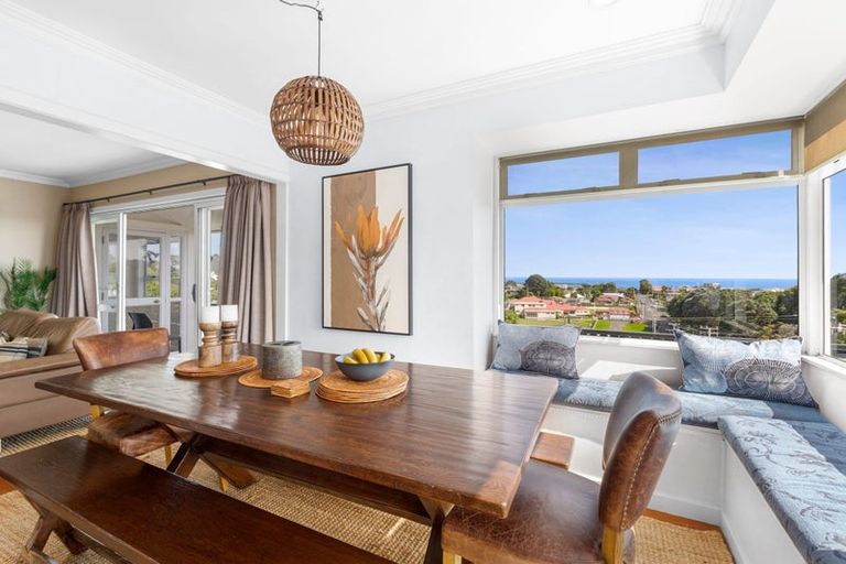 Photo of property in 50 Calvert Road, Lynmouth, New Plymouth, 4310