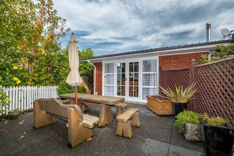 Photo of property in 317 Waimairi Road, Ilam, Christchurch, 8041
