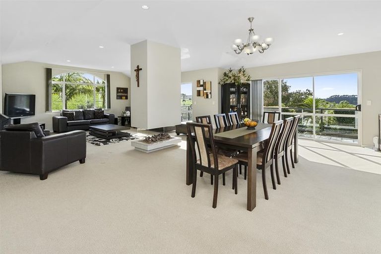 Photo of property in 137 Broomfields Road, Whitford, 2571