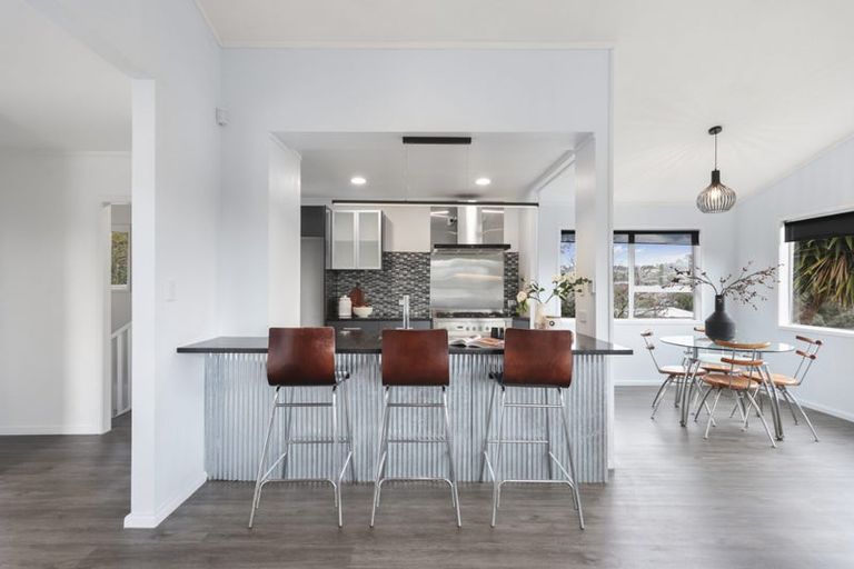 Photo of property in 26 Brunner Road, Glen Eden, Auckland, 0602