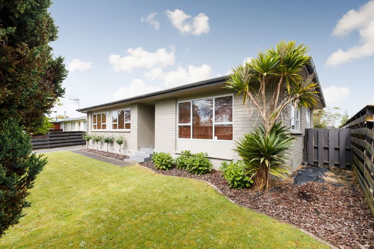 Photo of property in 81 Robinson Crescent, Westbrook, Palmerston North, 4412