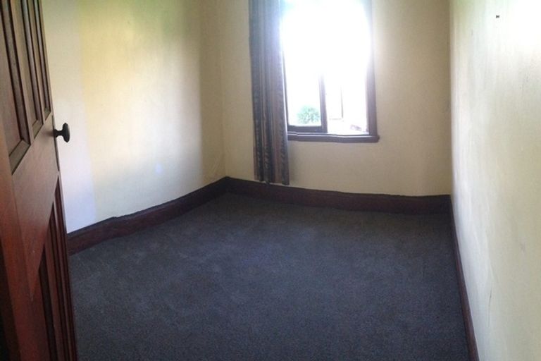 Photo of property in 17 Lyndon Street, Riccarton, Christchurch, 8011