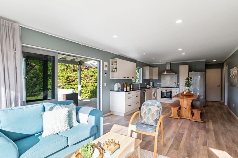 Photo of property in 35 Rauparaha Street, Waikanae Beach, Waikanae, 5036