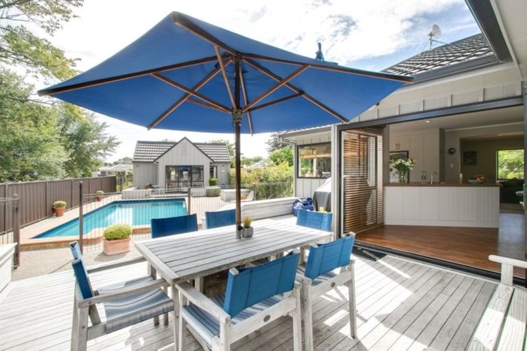 Photo of property in 18 Airini Road, Waimarama, Havelock North, 4294