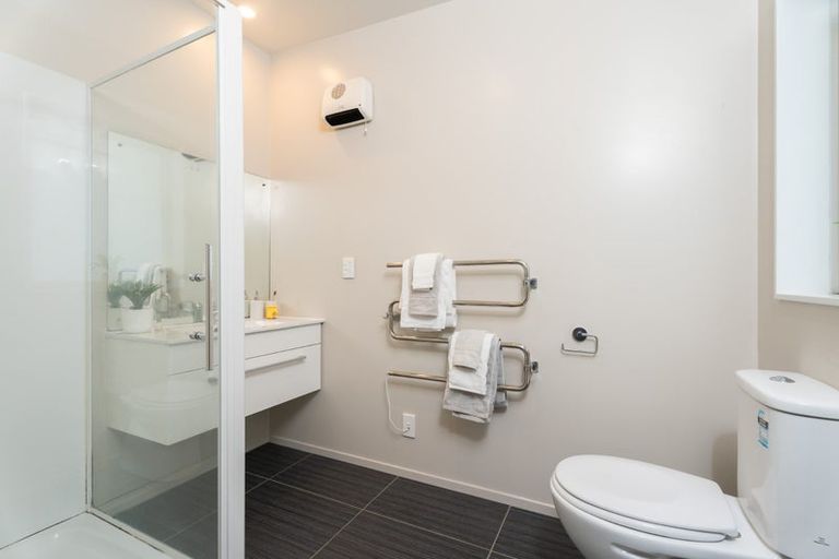 Photo of property in 36h Erlestoke Crescent, Churton Park, Wellington, 6037