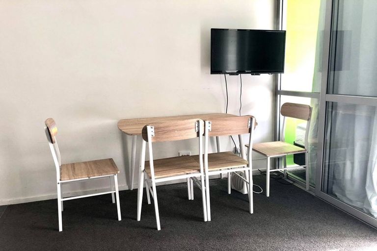 Photo of property in Waldorf Bankside Apartments, 4e/8 Bankside Street, Auckland Central, Auckland, 1010