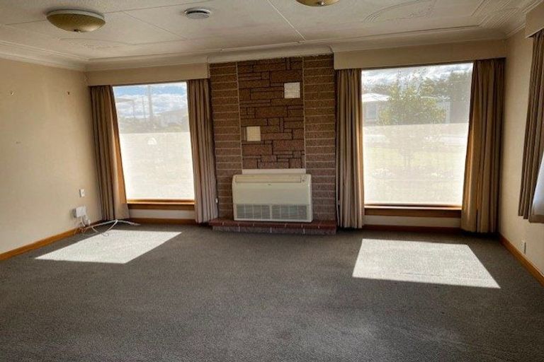 Photo of property in 48 Johnston Street, Gore, 9710