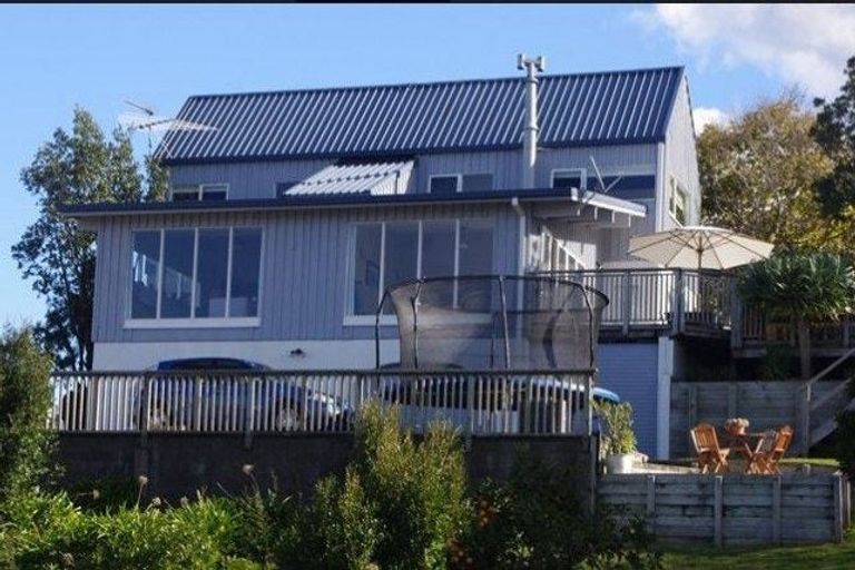 Photo of property in 19 Orewa Heights Crescent, Orewa, 0931