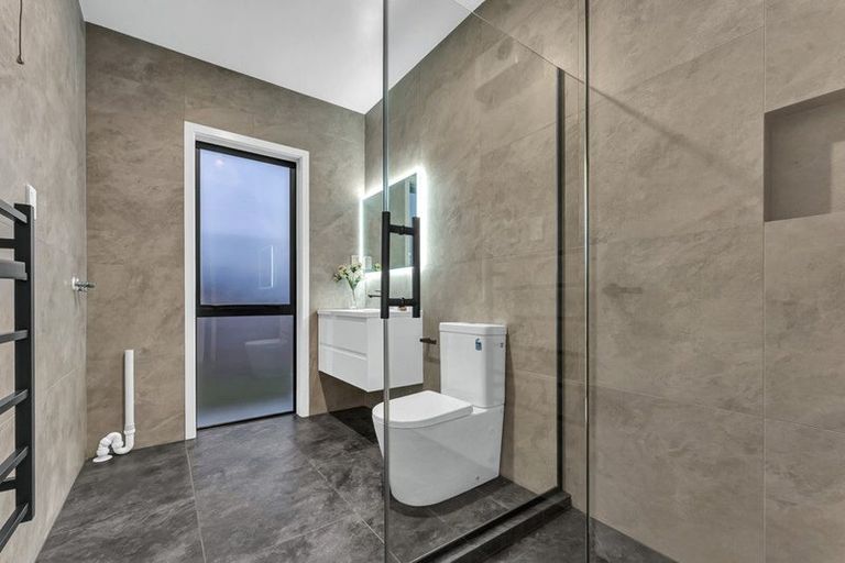 Photo of property in 12 Cutfield Lane, Kumeu, 0810