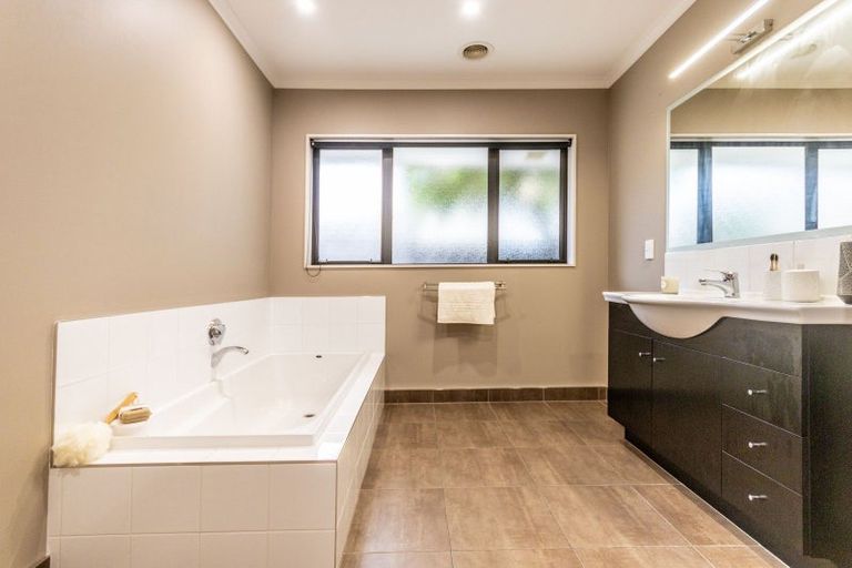 Photo of property in 51 Marne Street, Hokowhitu, Palmerston North, 4410